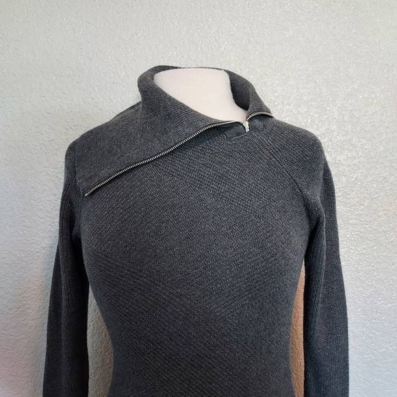 WHBM Slate Gray Ribbed Sweater Size XXSP - Picture 3 of 11